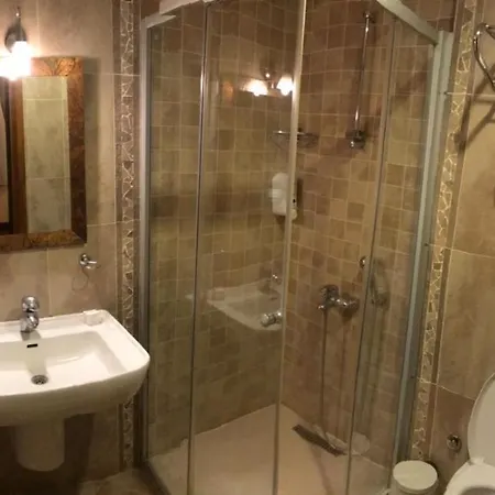 Hotel Odile Konak *